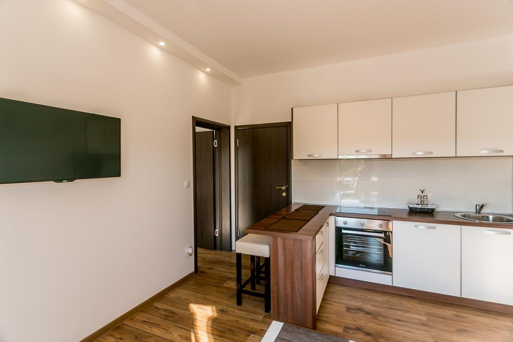 Tramonto Apartments Radanovici Bagian luar foto