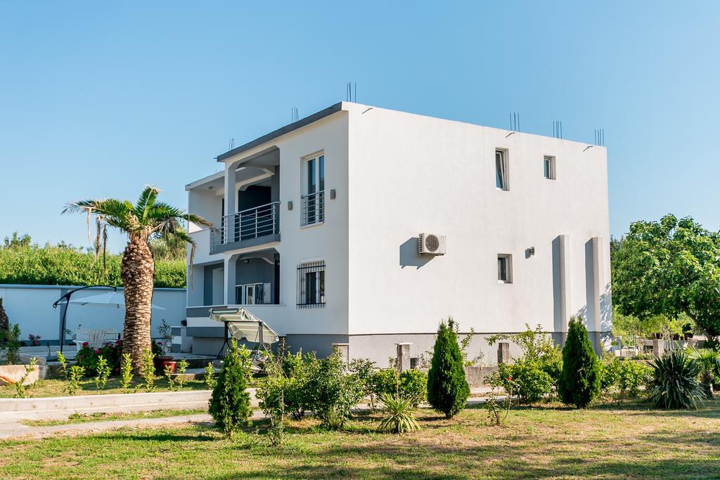 Tramonto Apartments Radanovici Bagian luar foto